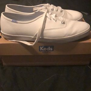 SOLD - Keds White Canvas Shoes